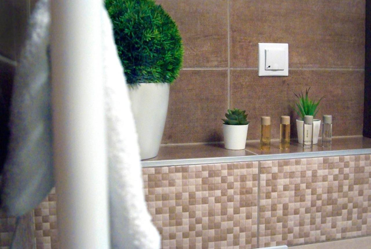 Victoria Apartman แก็ชแกเมต ภายนอก รูปภาพ