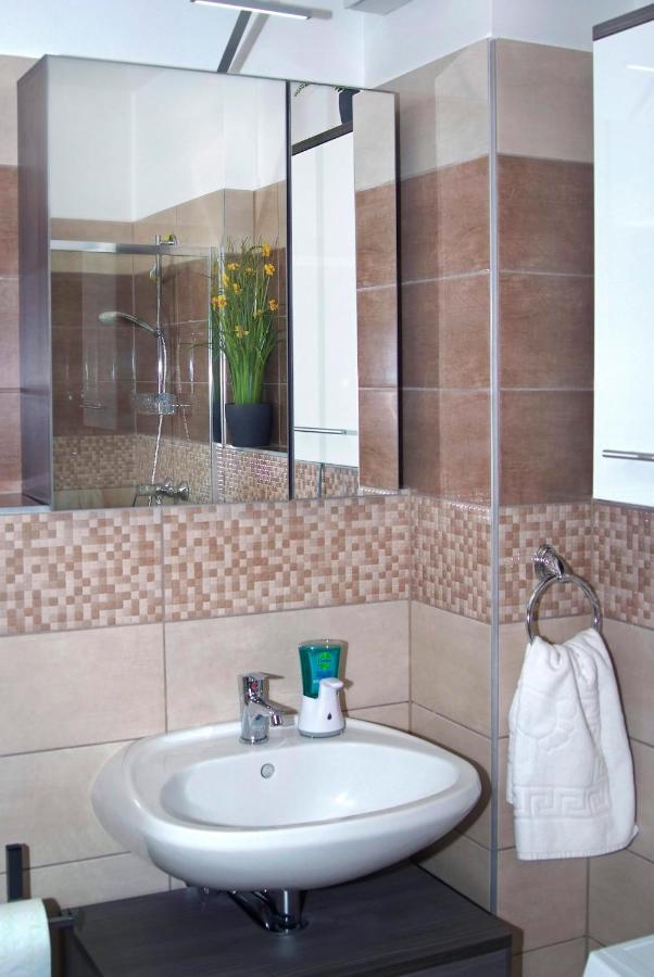 Victoria Apartman แก็ชแกเมต ภายนอก รูปภาพ